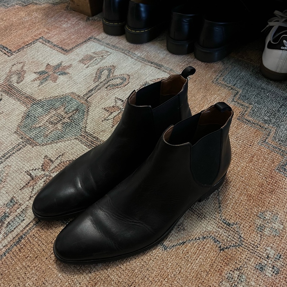 Black Boots
